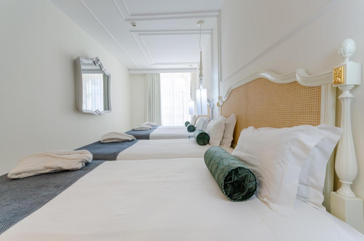 Hotel Borges Chiado Lisbona Esterno foto