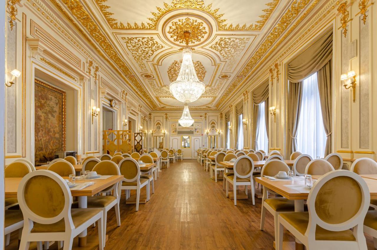 Hotel Borges Chiado Lisbona Esterno foto