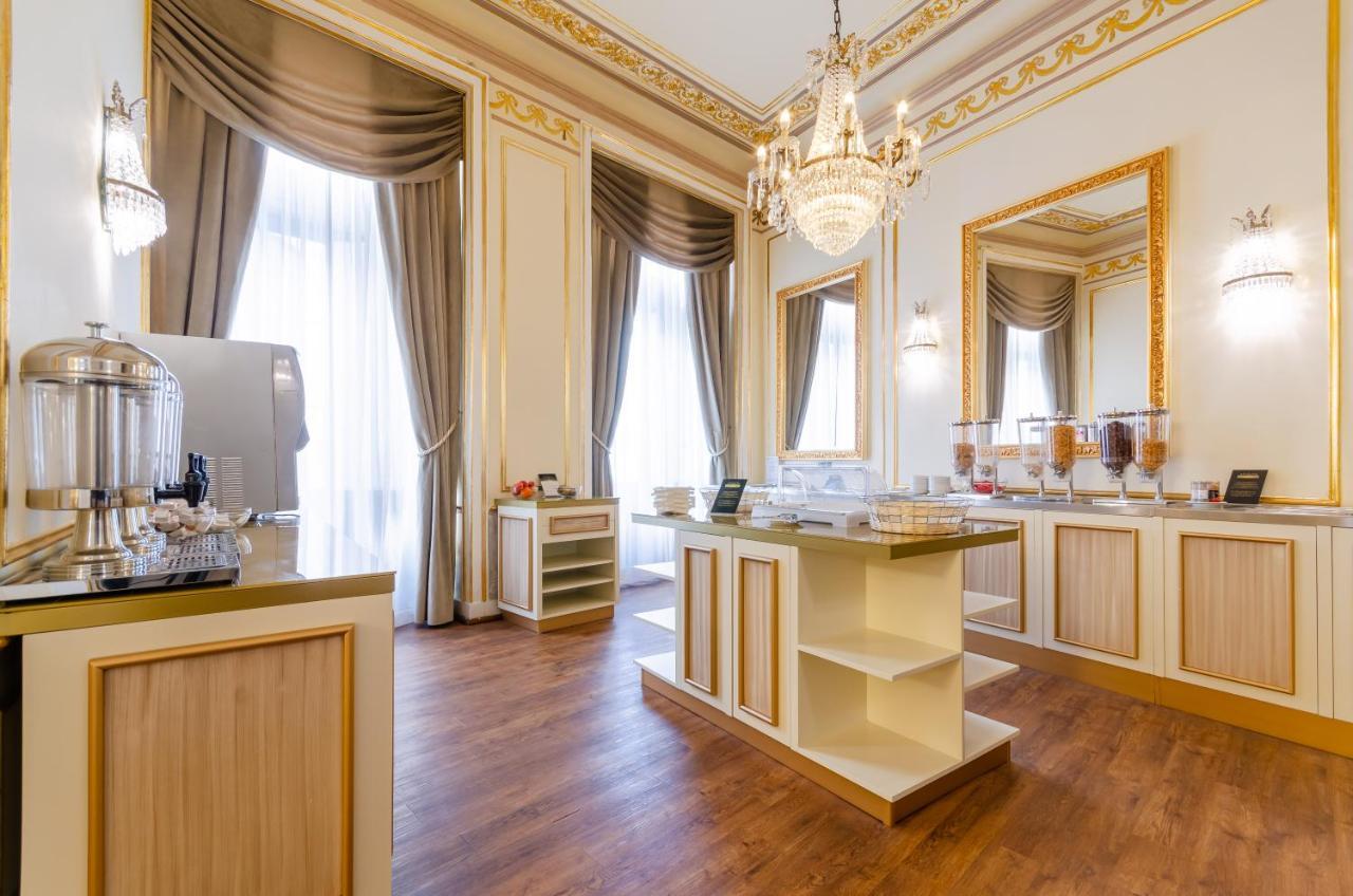 Hotel Borges Chiado Lisbona Esterno foto