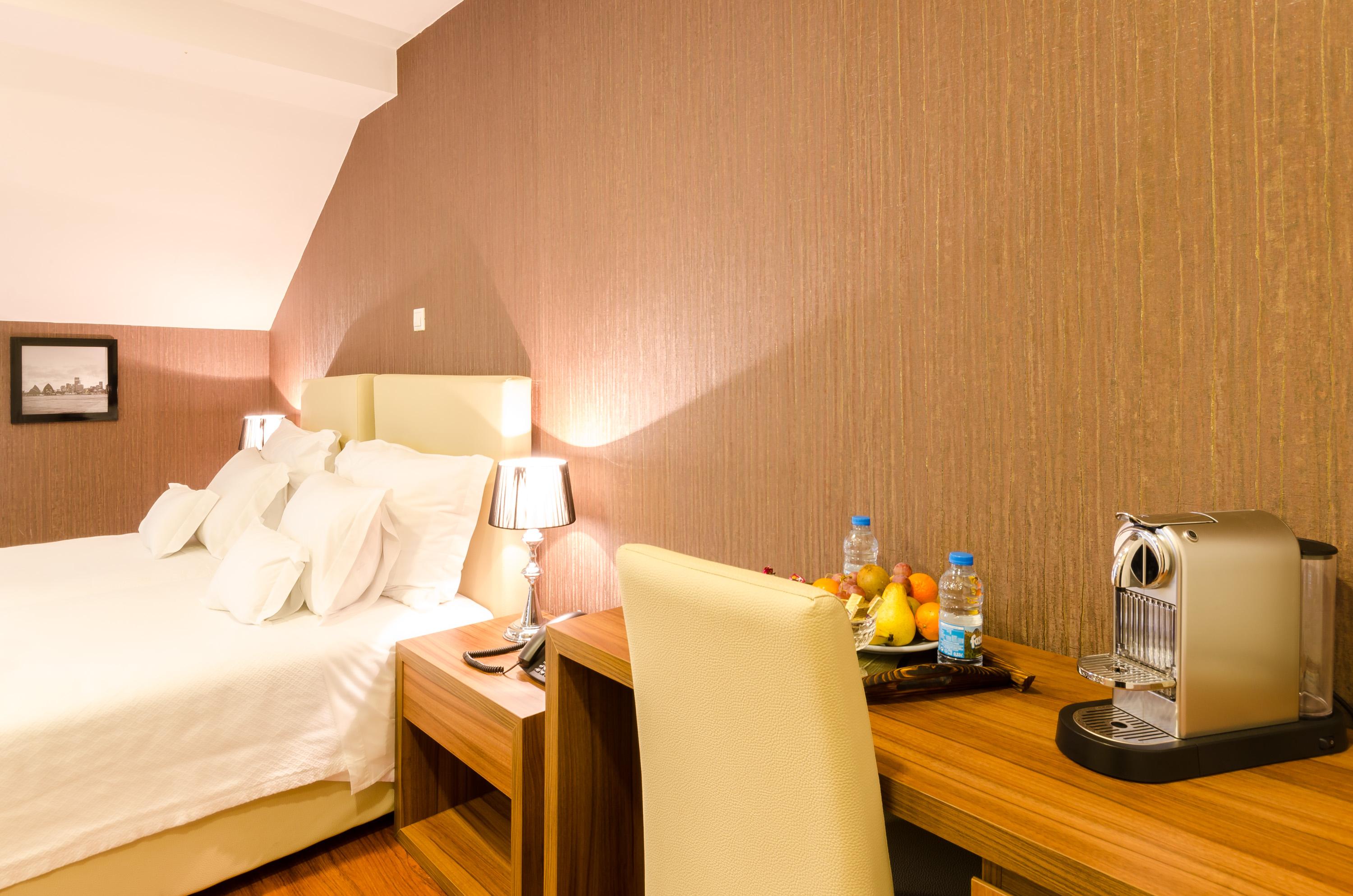 Hotel Borges Chiado Lisbona Esterno foto