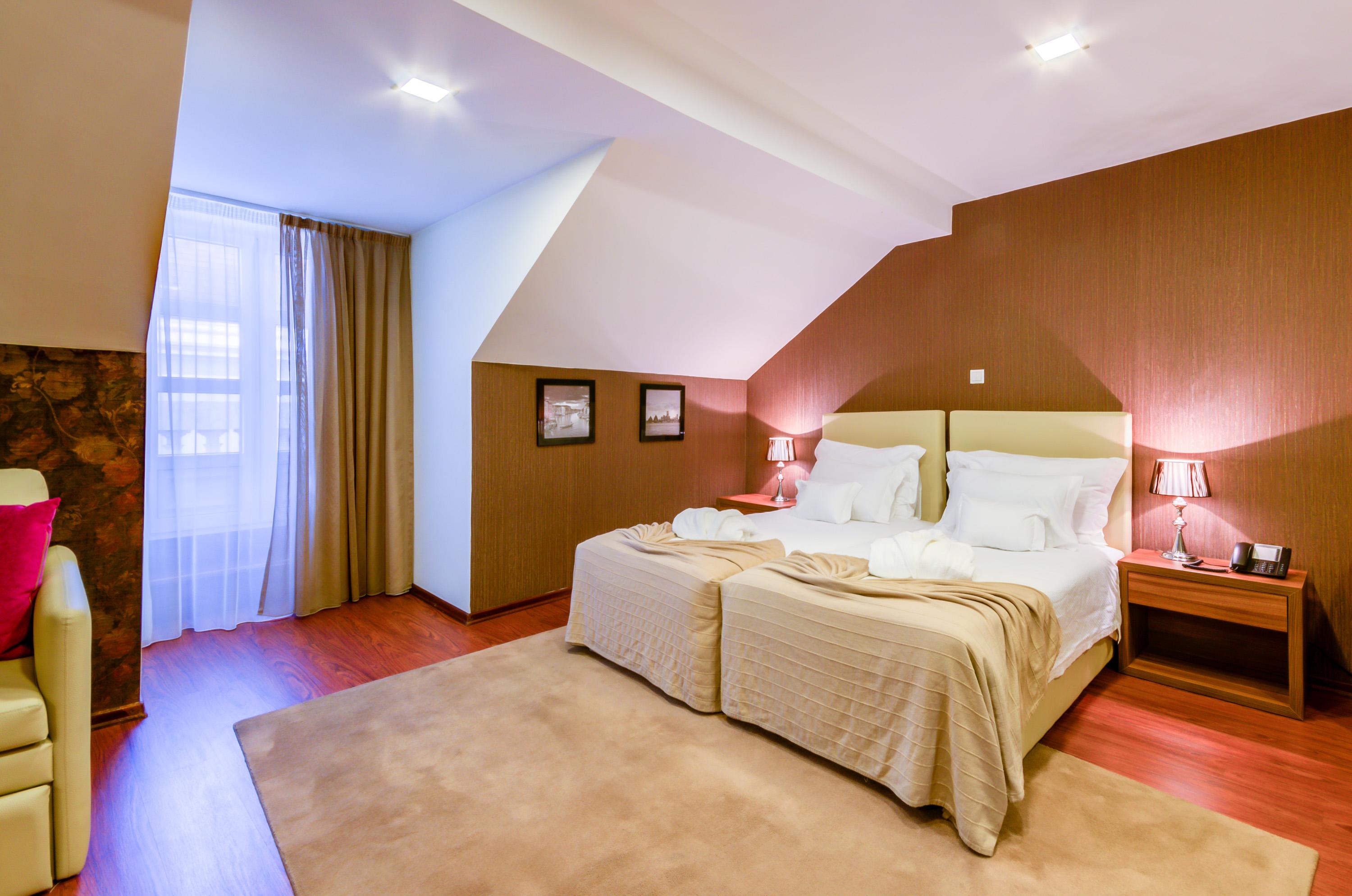 Hotel Borges Chiado Lisbona Esterno foto