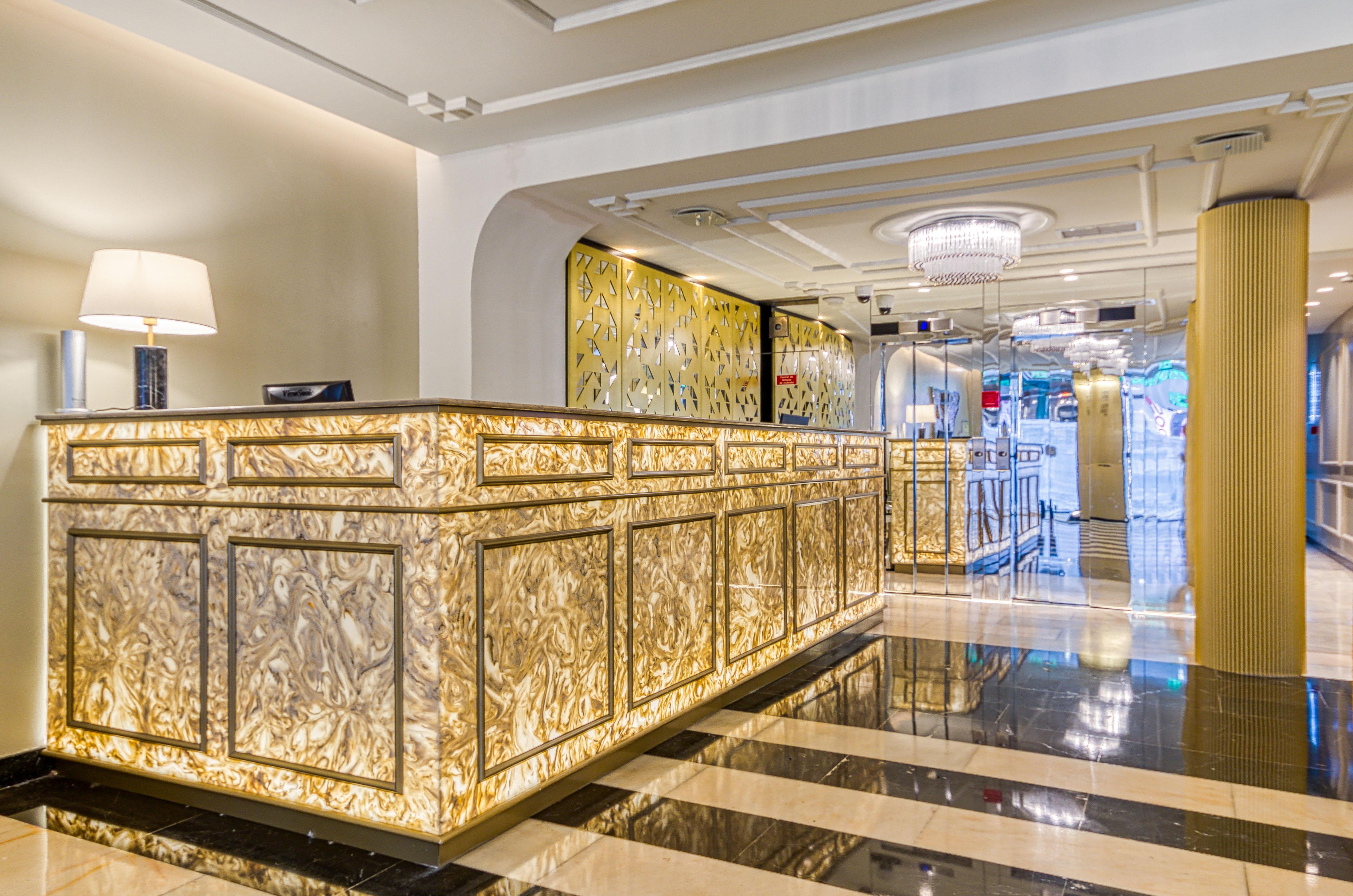 Hotel Borges Chiado Lisbona Esterno foto