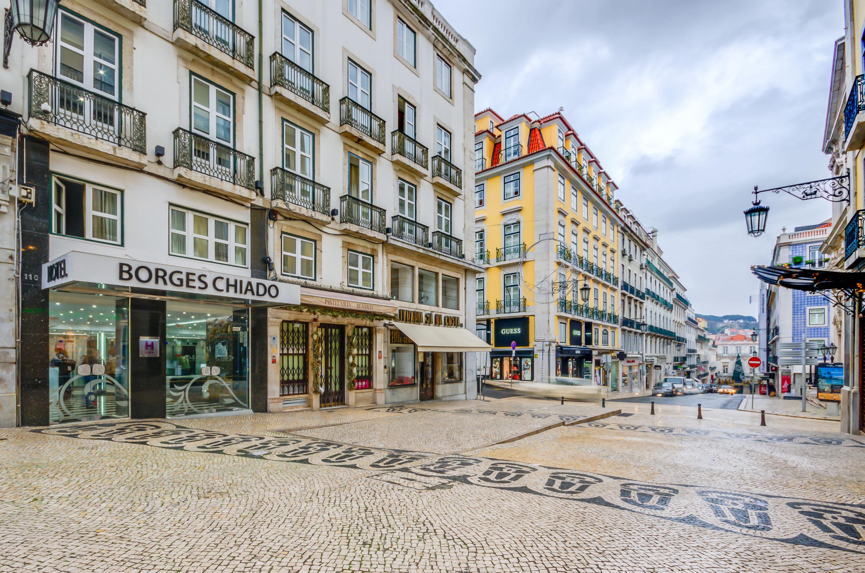 Hotel Borges Chiado Lisbona Esterno foto