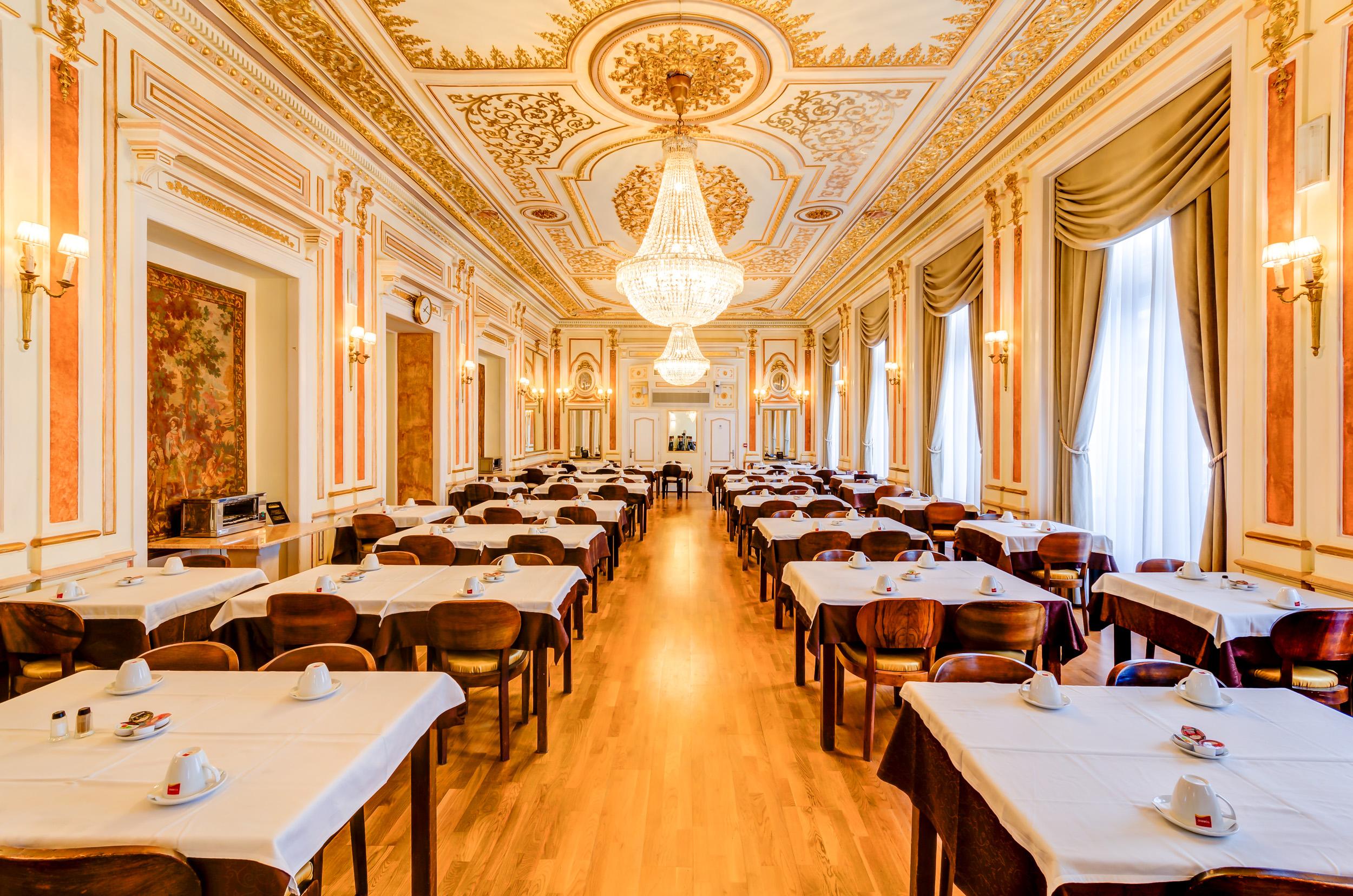 Hotel Borges Chiado Lisbona Esterno foto