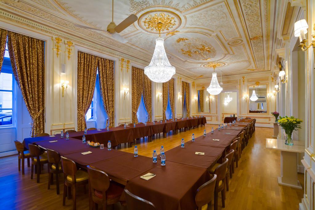 Hotel Borges Chiado Lisbona Esterno foto